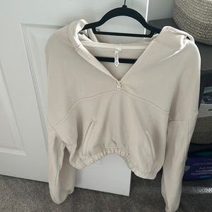 NWOT! Alo Yoga Stadium Half Zip